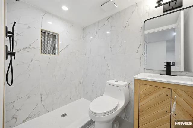 $1,088,000 | 30 West Lawn Road, Livingston, NJ 07039