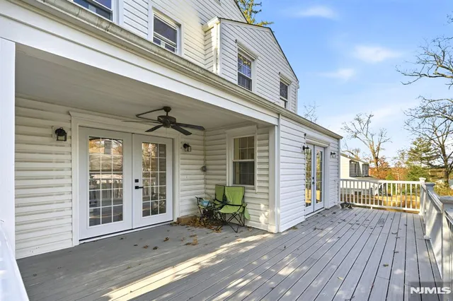 $1,088,000 | 30 West Lawn Road, Livingston, NJ 07039