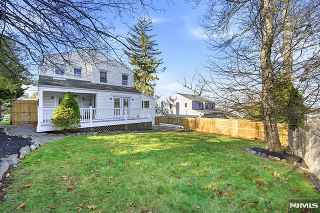 $1,088,000 | 30 West Lawn Road, Livingston, NJ 07039
