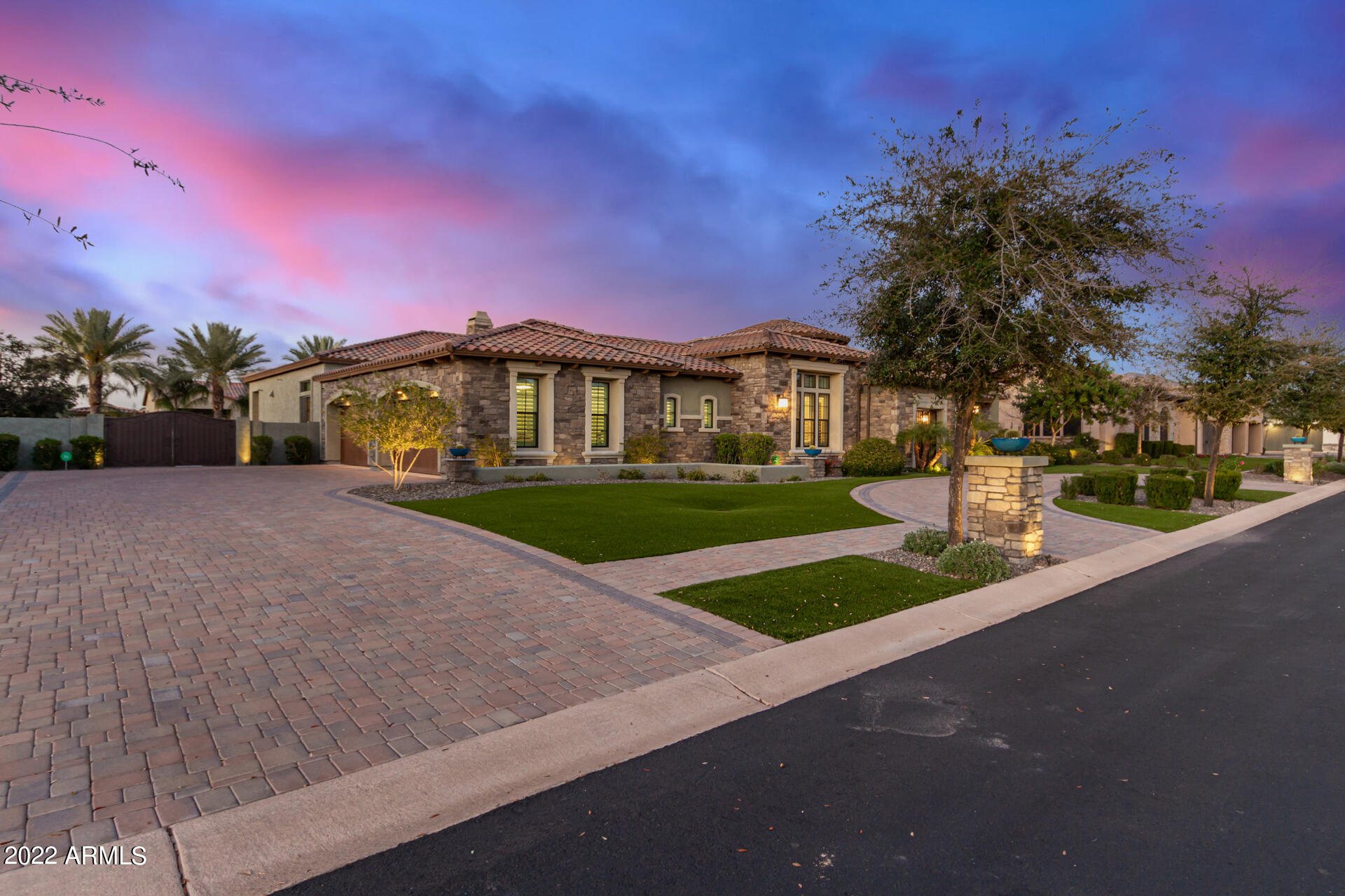 3246 East Knoll Circle Mesa, AZ 85213 - Photo 3 of 45 arizona luxury