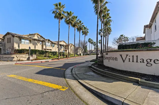 $475,000 | 3301 North Park Drive, Unit 1716, Sacramento, CA 95835