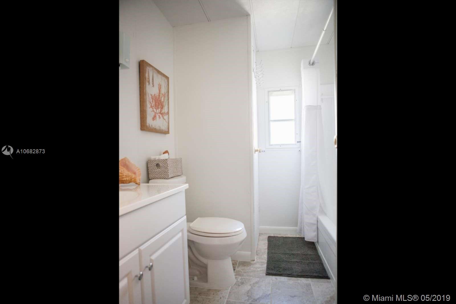 153 Grassy Road Key Largo, FL 33037 - Photo 14 of 21 Gallery Image 14