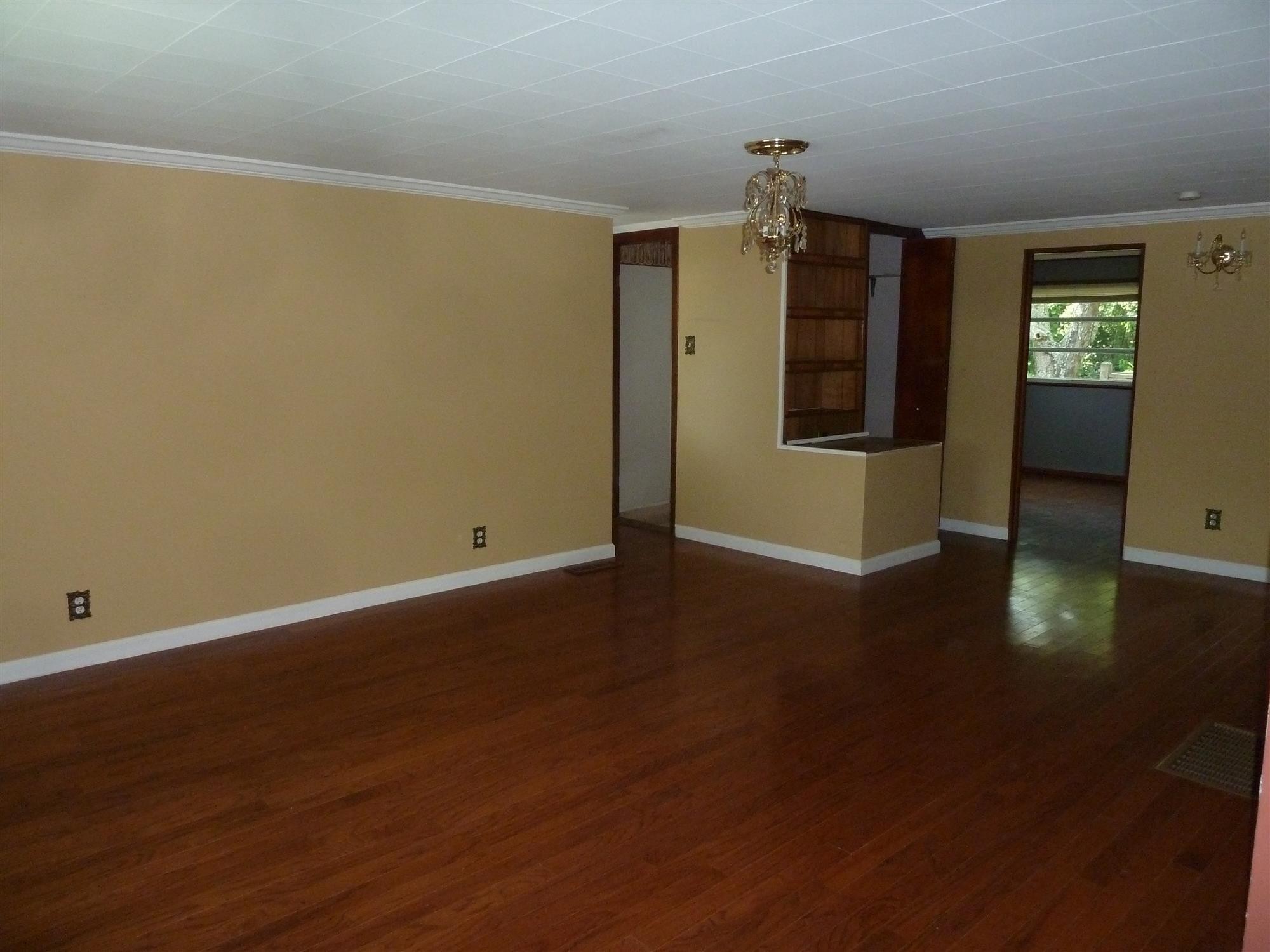 121 Johnson Road Oak Ridge, TN 37830 - Photo 5 of 37