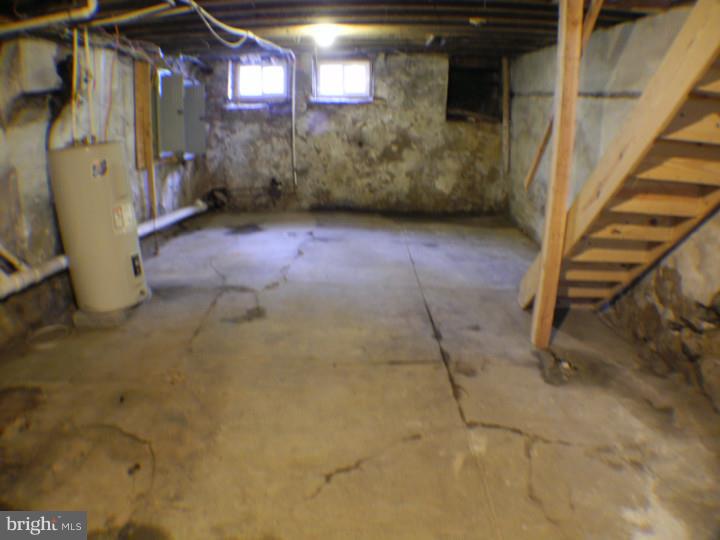 2233 Reed Street, Unit 1 Philadelphia, PA 19146 - Photo 7 of 8