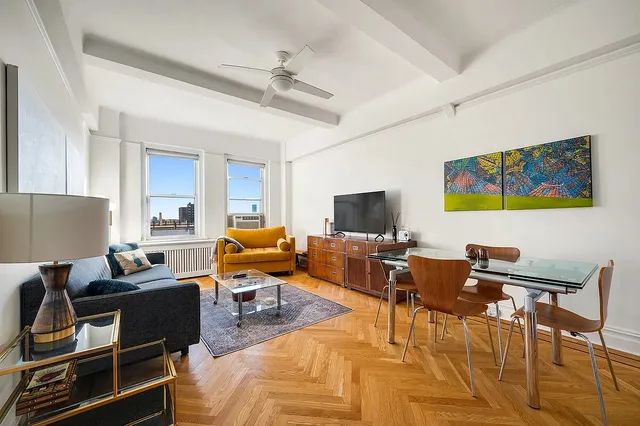$895,000 | 535 West 110th Street, Unit 15B | Morningside Heights