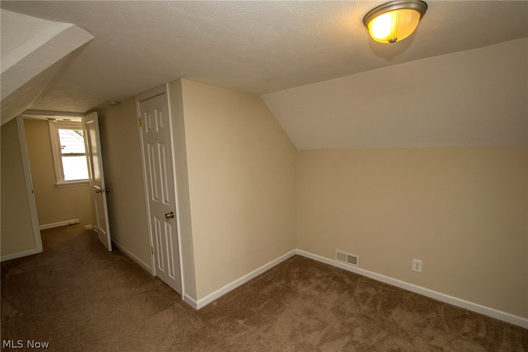 4237 Stilmore Road Cleveland, OH 44121 - Photo 12 of 17 Master suite