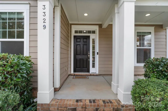 a view of a entryway of the house