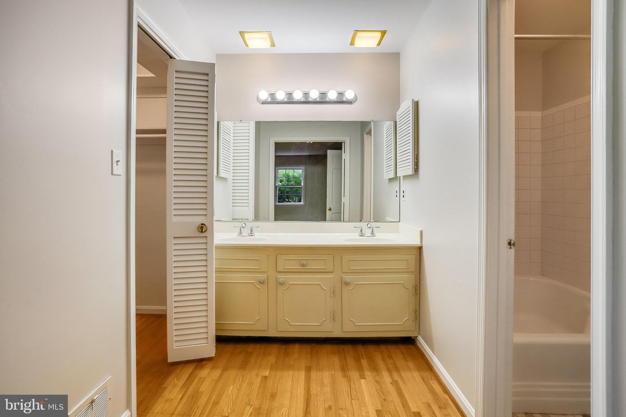 512 Highgate Terrace Silver Spring, MD 20904 - Photo 17 of 29 Gallery Image 17