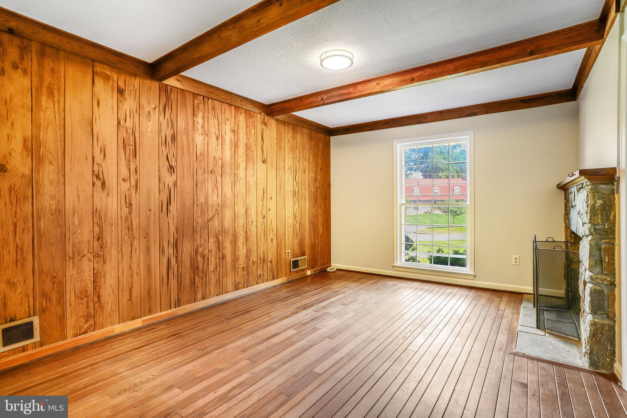 512 Highgate Terrace Silver Spring, MD 20904 - Photo 6 of 29 Gallery Image 6