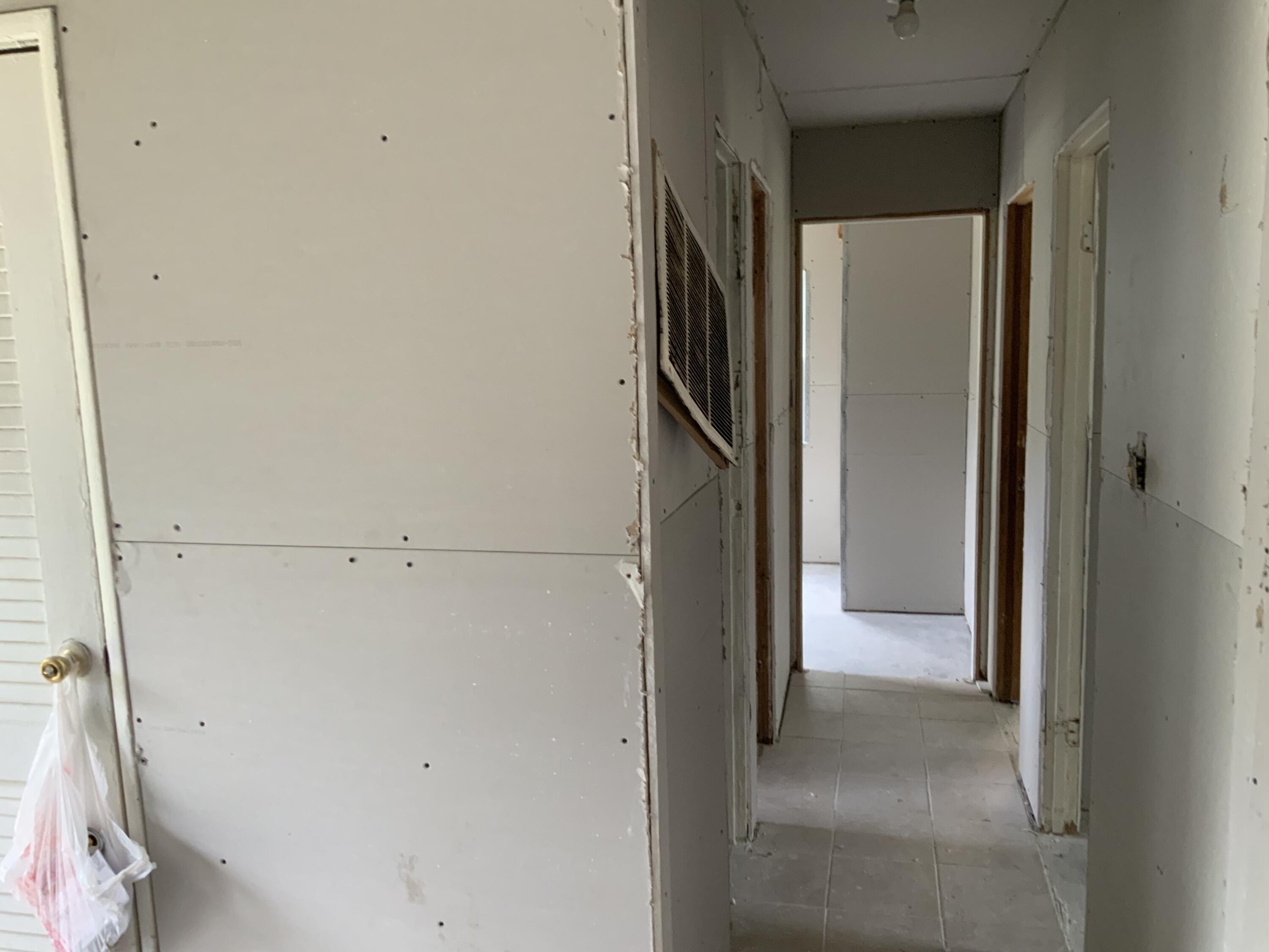 3966 Louisiana Street Gary, IN 46409 - Photo 11 of 40 3000x2250