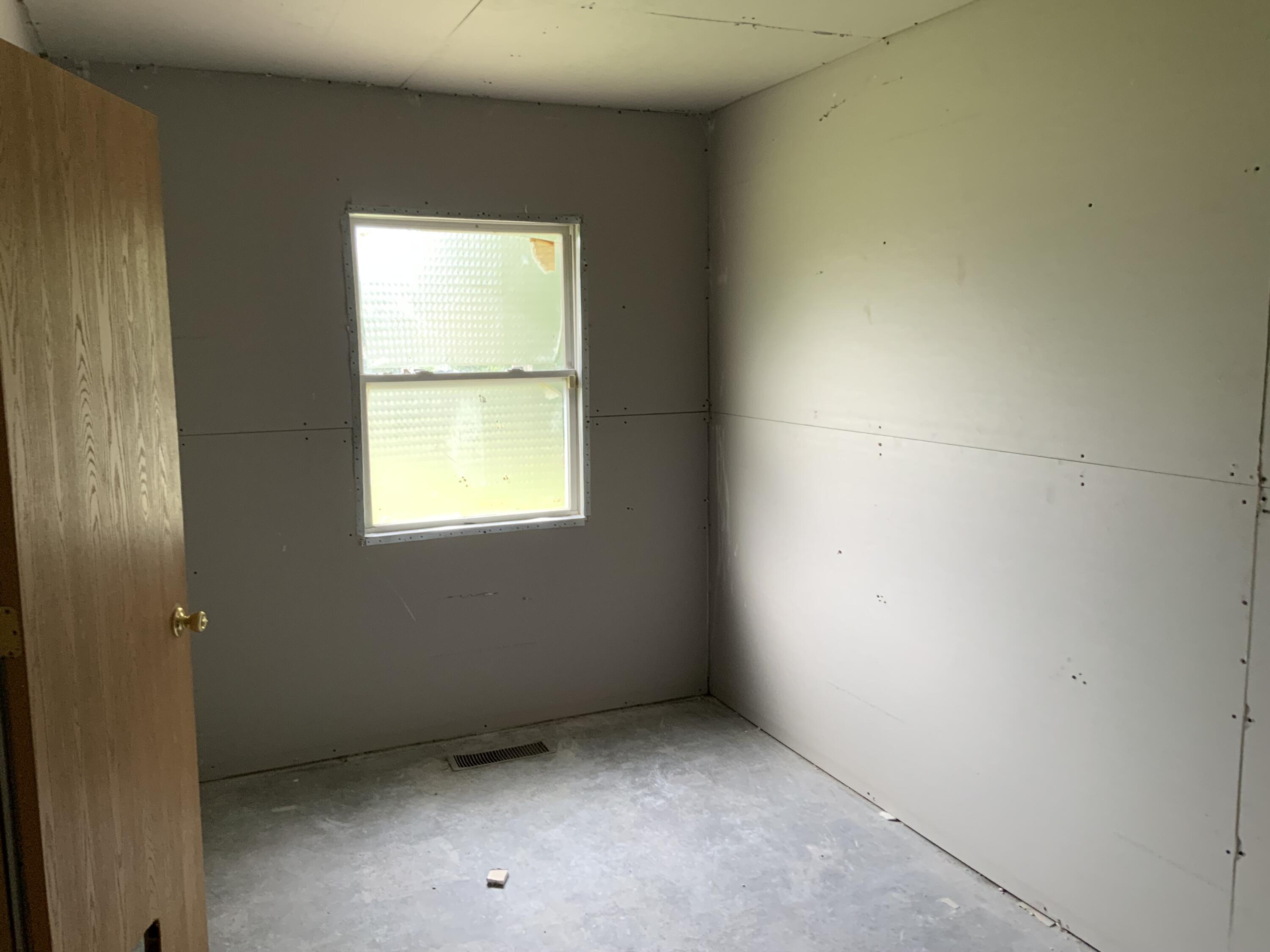 3966 Louisiana Street Gary, IN 46409 - Photo 13 of 40 3000x2250