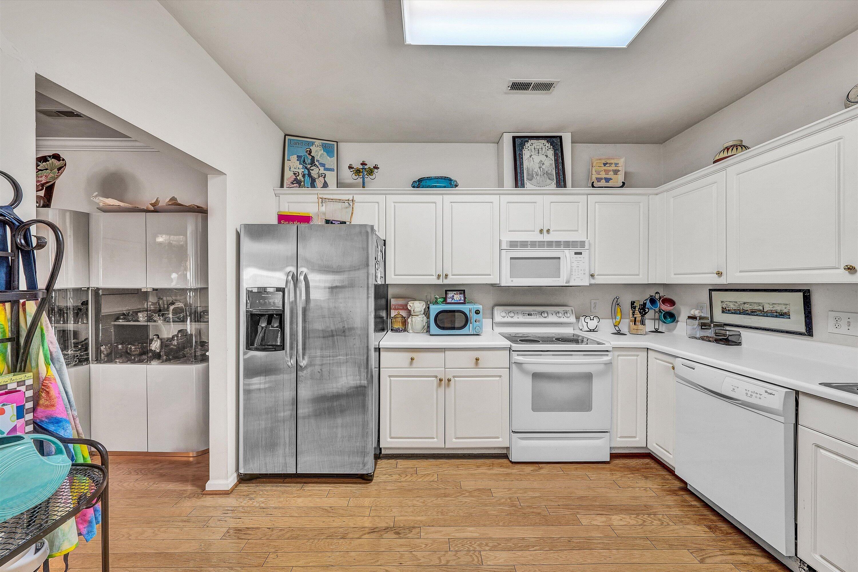 4434 Pheasant Ridge Road, Unit 407 Roanoke, VA 24014 - Photo 8 of 29 06-DSC01825