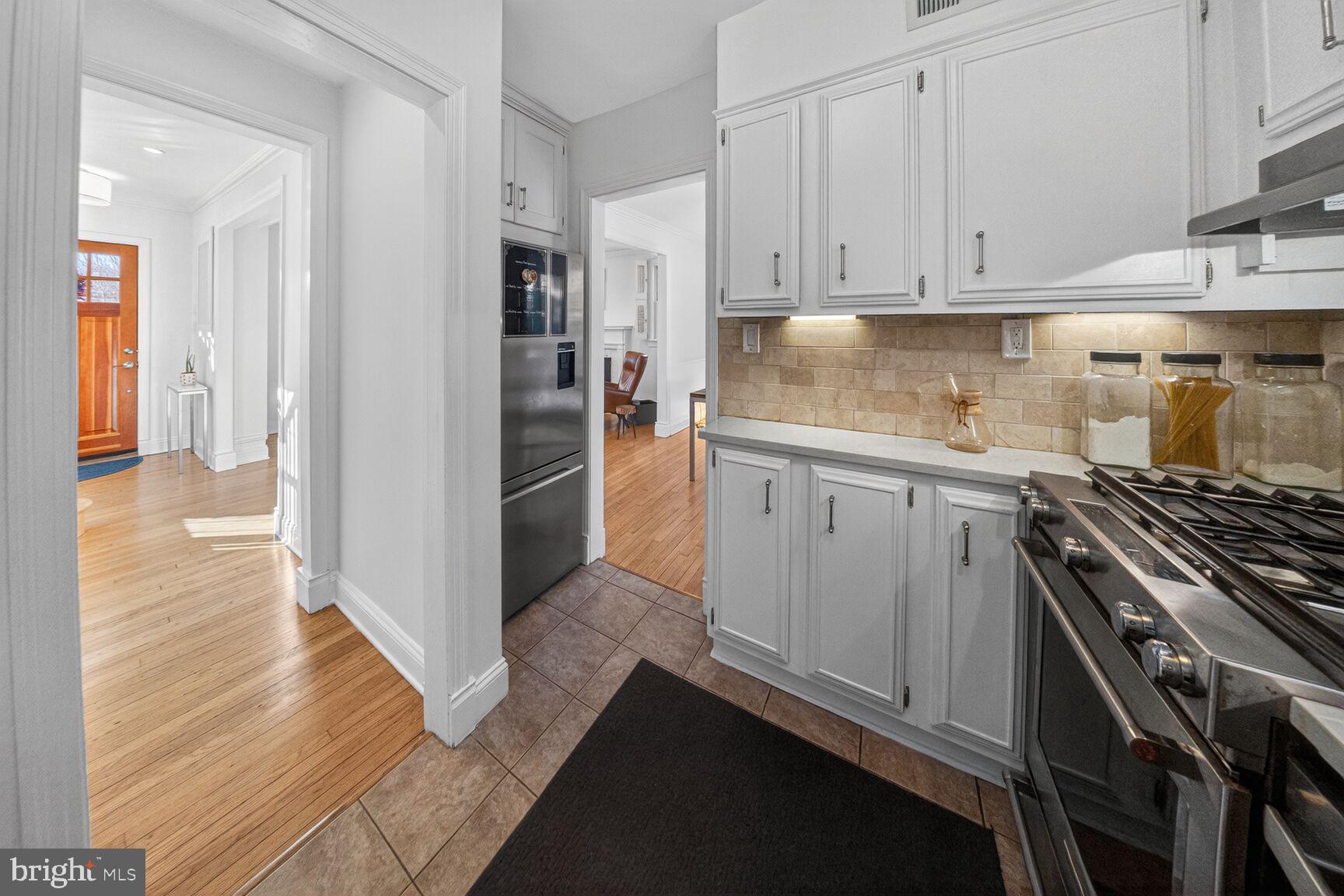 2809 Rittenhouse Street Northwest Washington, DC 20015 - Photo 11 of 37