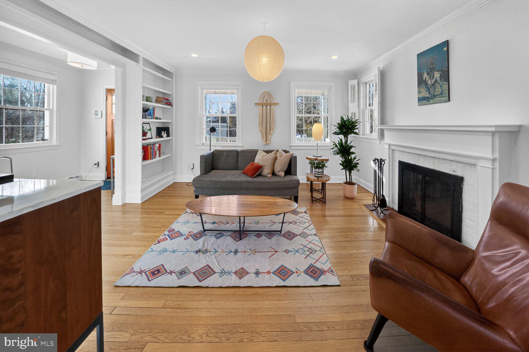 2809 Rittenhouse Street Northwest Washington, DC 20015 - Photo 6 of 37