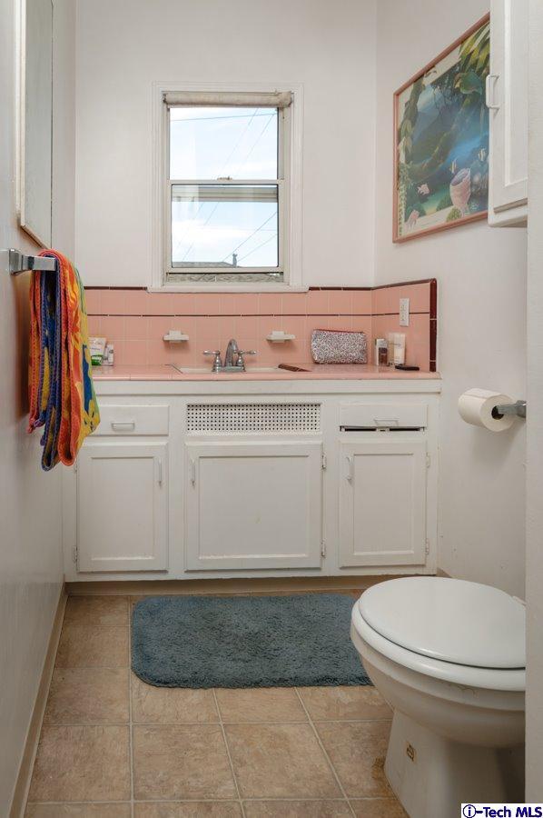 411 South Kenneth Road Burbank, CA 91501 - Photo 33 of 35 Additional Photo