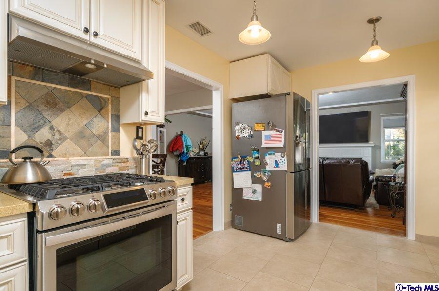 411 South Kenneth Road Burbank, CA 91501 - Photo 10 of 35 Additional Photo