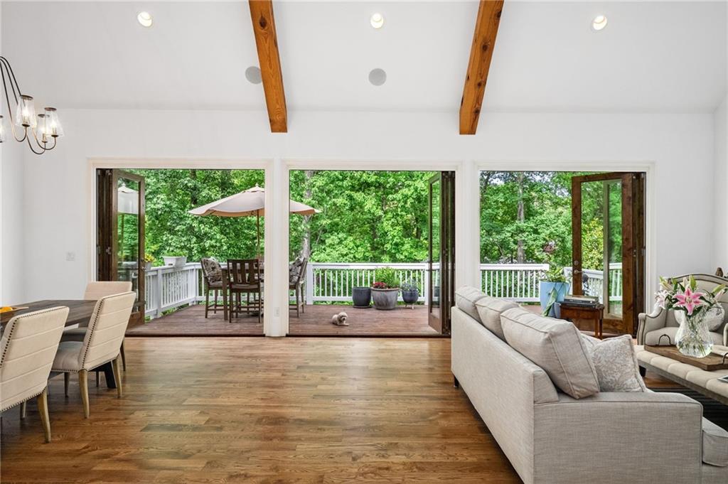 6321 Hunting Creek Road Northeast Sandy Springs, GA 30328 - Photo 11 of 70