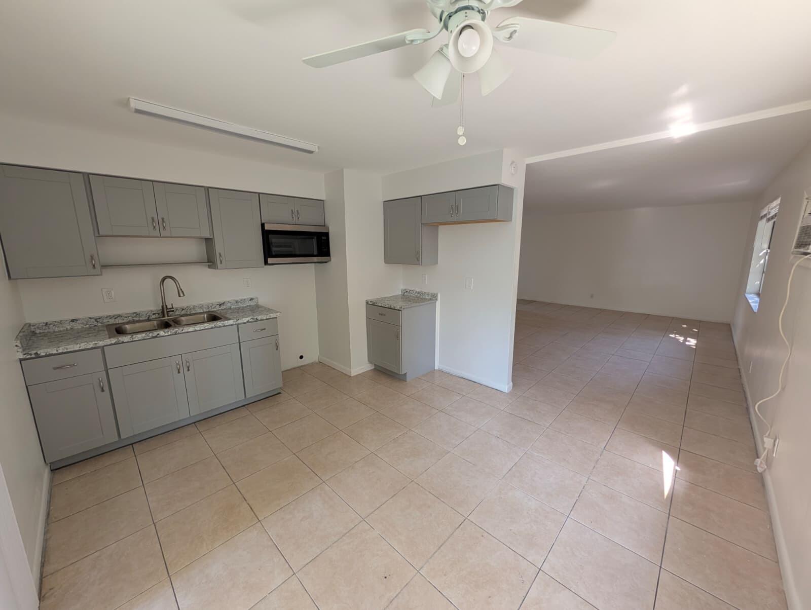 4453 Stevens Road, Unit 2 Lake Worth, FL 33461 - Photo 10 of 11 WhatsApp Image 2026-03-24 at 3.32.23 PM