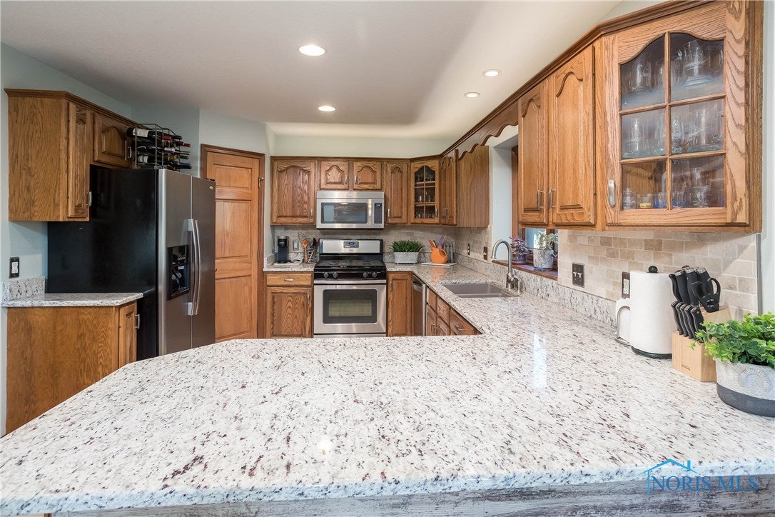 3431 Manley Road Maumee, OH 43537 - Photo 12 of 36 Gallery Image 12