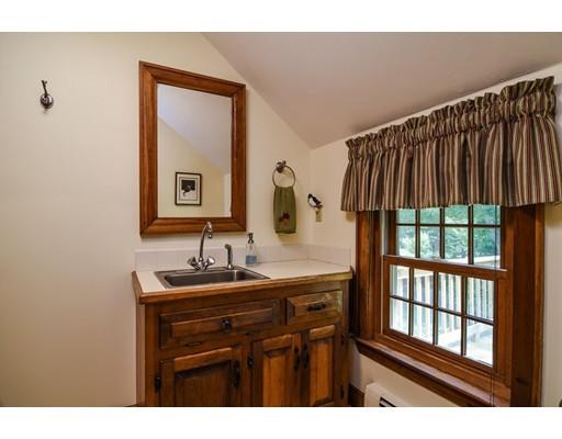 13 Alprilla Farm Road Hopkinton, MA 01748 - Photo 18 of 38 Gallery Image 18