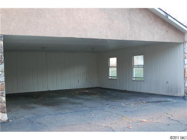 7068 Little Mountain Road Sherrills Ford, NC 28673 - Photo 10 of 12