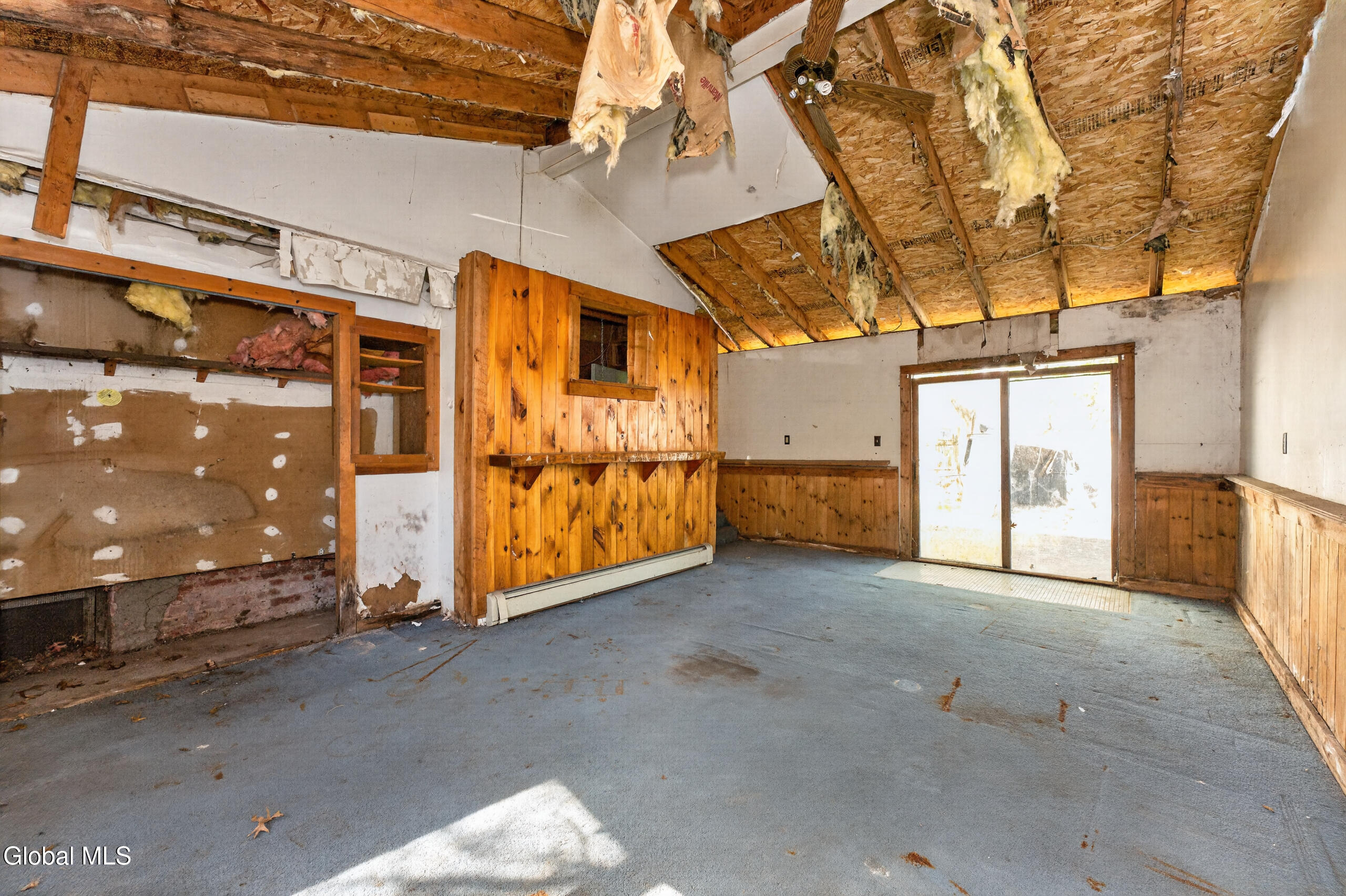 471 7th Avenue Troy, NY 12182 - Photo 22 of 40 6 Familyroom 4