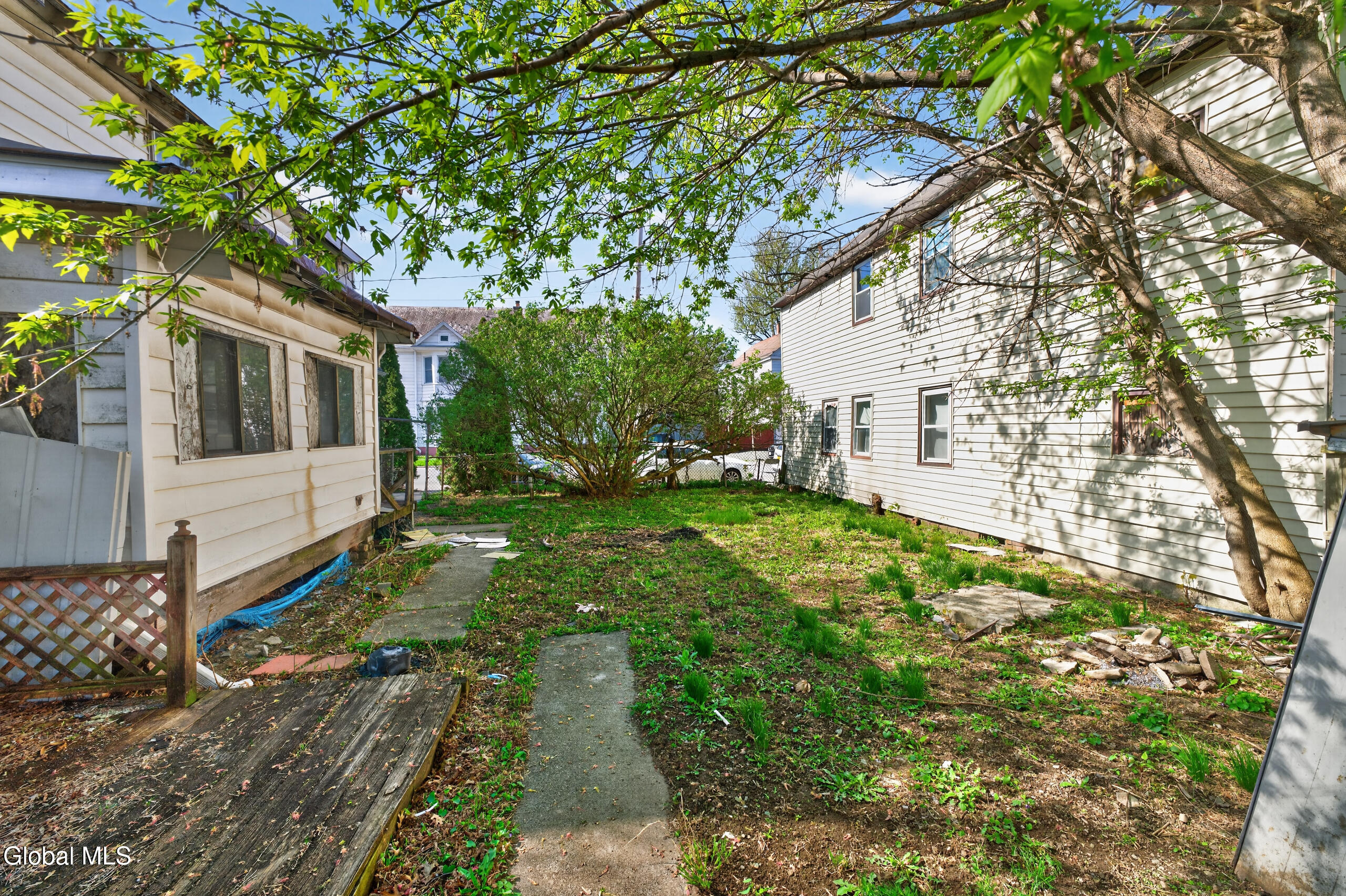 471 7th Avenue Troy, NY 12182 - Photo 37 of 40 Yard 4