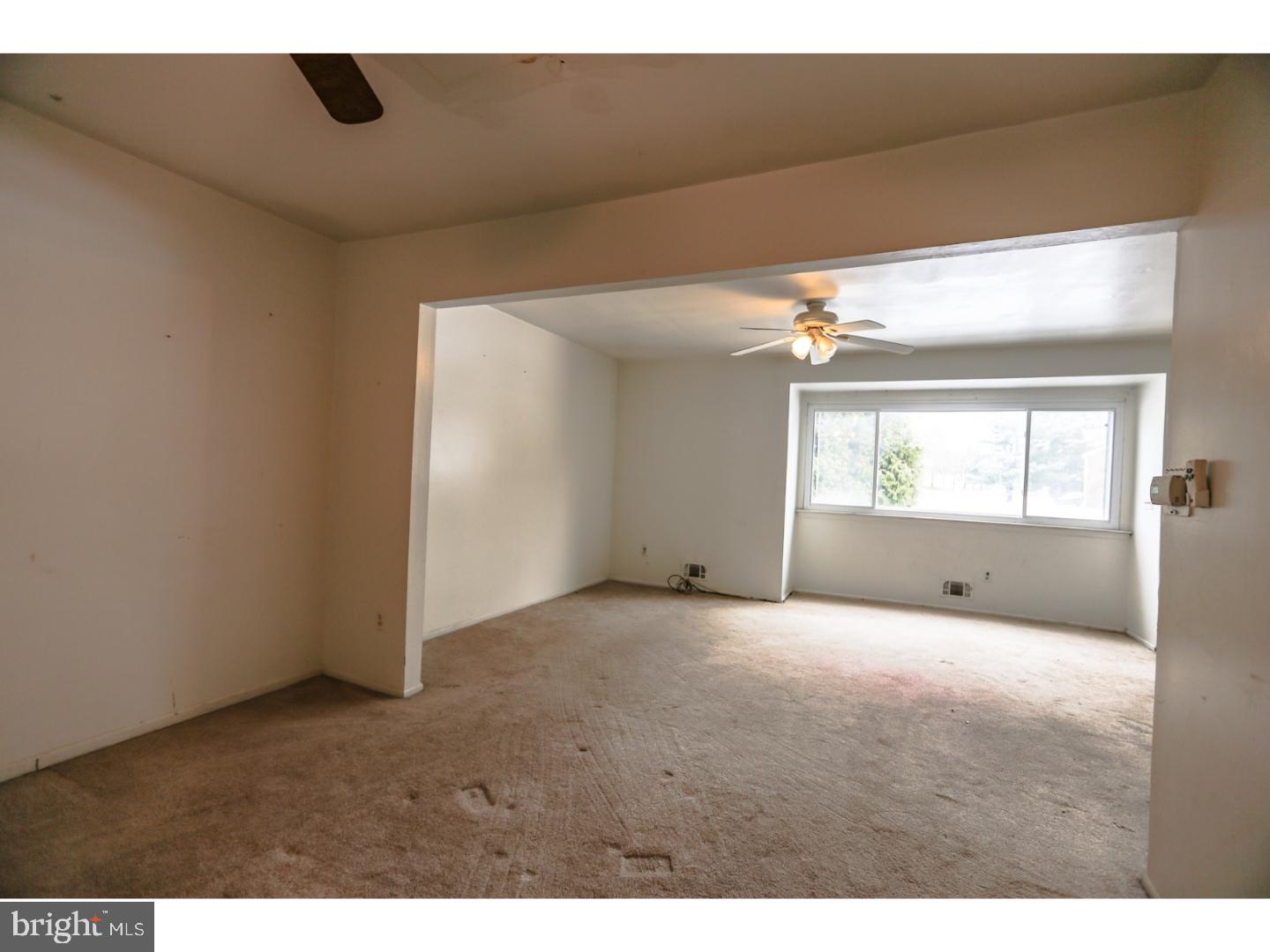 12 Georges Road, Unit A New Brunswick, NJ 08901 - Photo 12 of 18 Great Room
