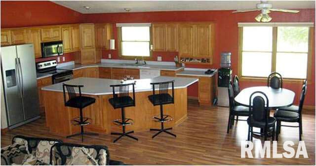 12966 Springhill Road Prophetstown, IL 61277 - Photo 3 of 9
