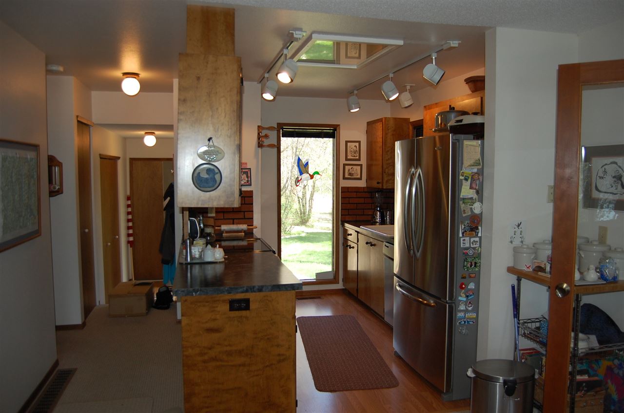 311 Sandy Shores Road Newport, WA 99156 - Photo 11 of 20 Gallery Image 11