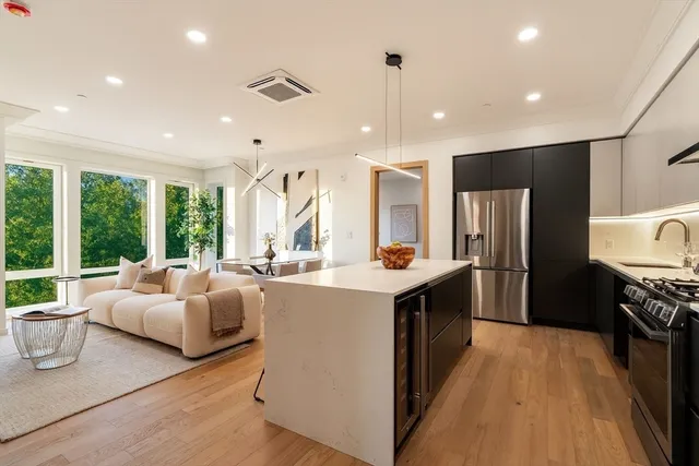 $599,000 | 388 Washington Street, Unit 101, Quincy, MA 02169