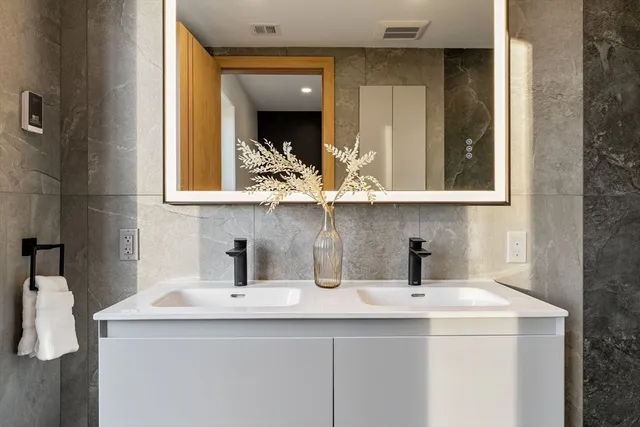 $599,000 | 388 Washington Street, Unit 101, Quincy, MA 02169