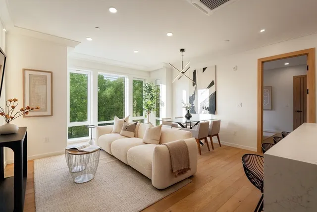 $599,000 | 388 Washington Street, Unit 101, Quincy, MA 02169