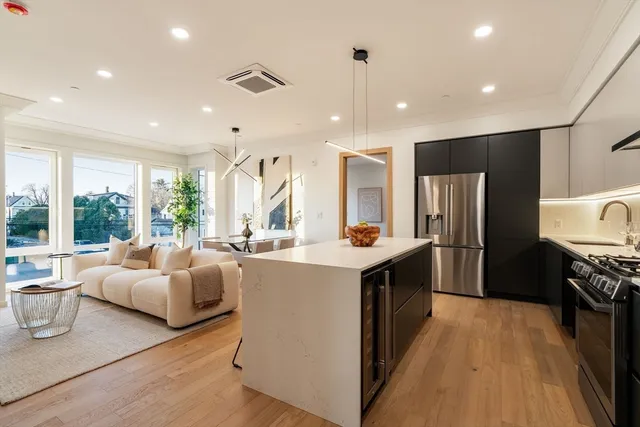 $599,000 | 388 Washington Street, Unit 101, Quincy, MA 02169