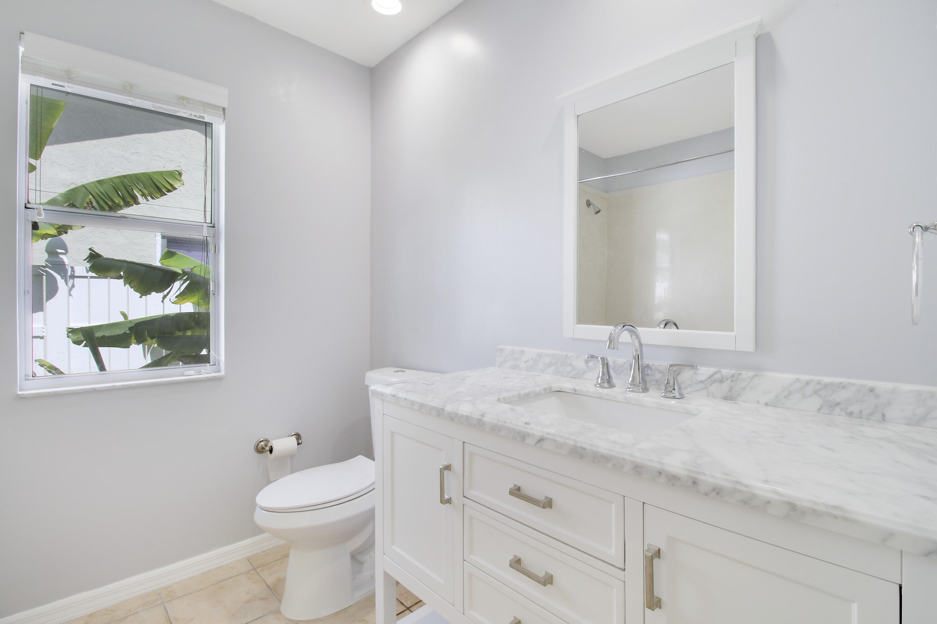 6118 Barbara Street Jupiter, FL 33458 - Photo 18 of 30 House-16