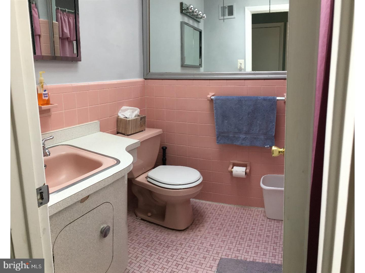 8929 Blue Grass Road Philadelphia, PA 19152 - Photo 12 of 22 Gallery Image 12
