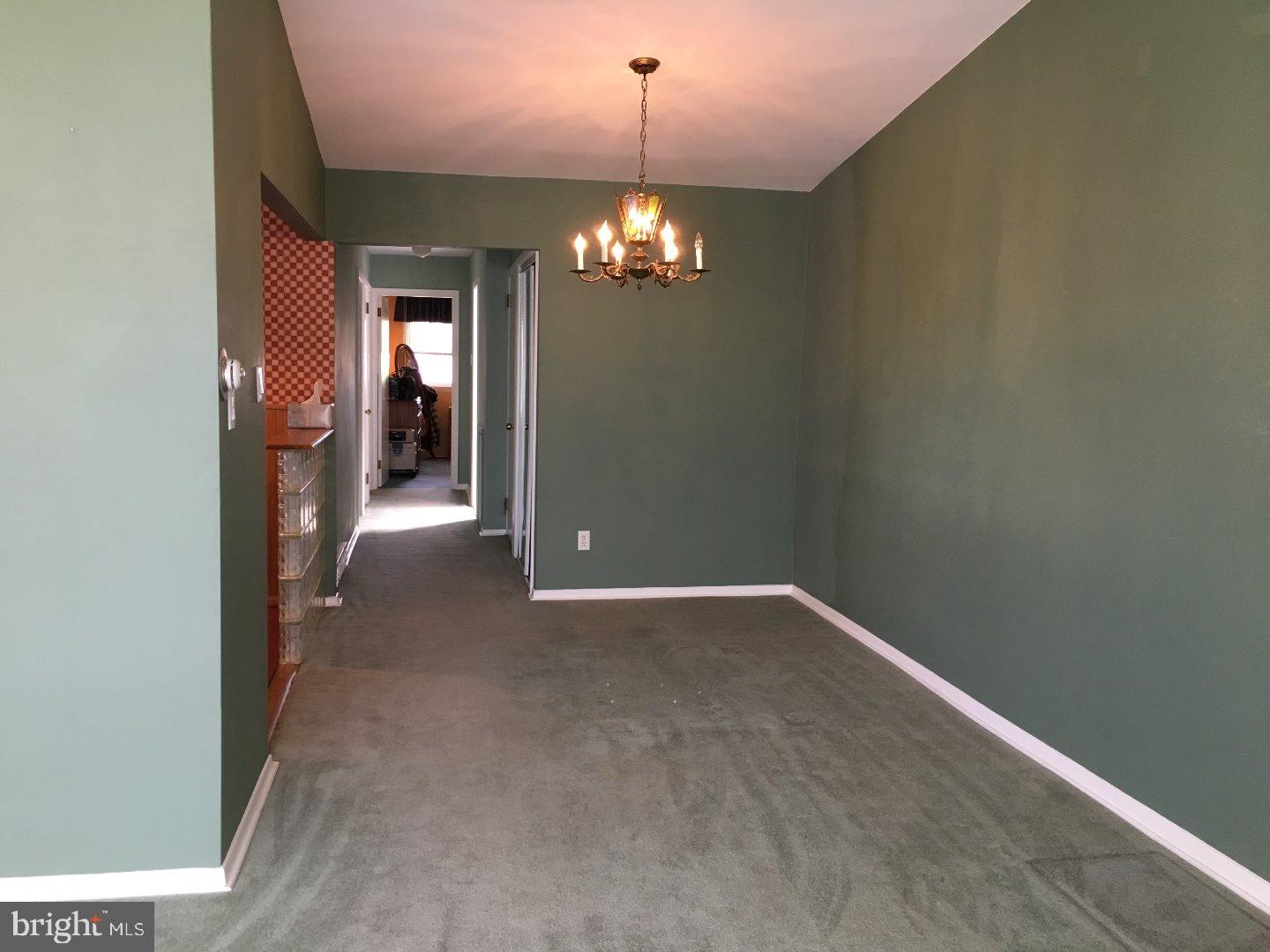 8929 Blue Grass Road Philadelphia, PA 19152 - Photo 6 of 22 Gallery Image 6