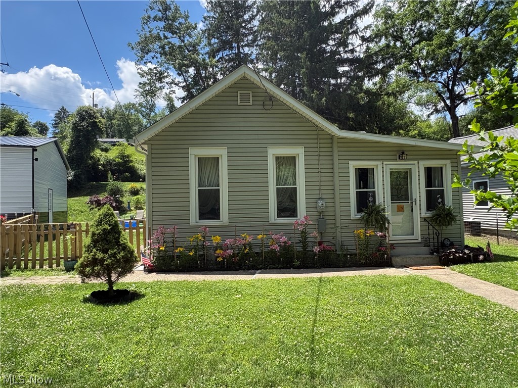 1386 Wheeler Road Zanesville, OH 43701 - Photo 1 of 15