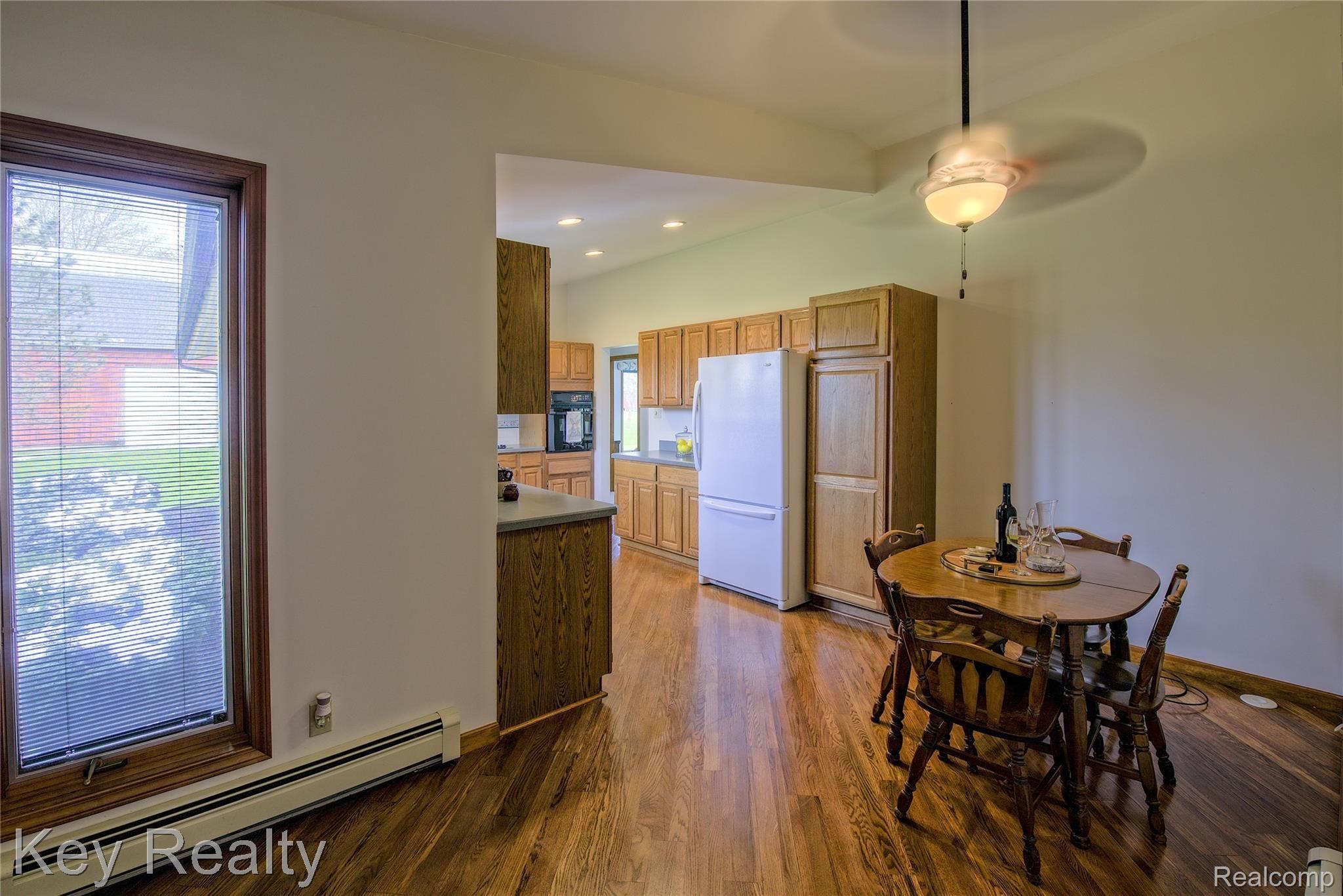 345 West Sigler Road Carleton, MI 48117 - Photo 15 of 28 345 W Sigler-22.jpg