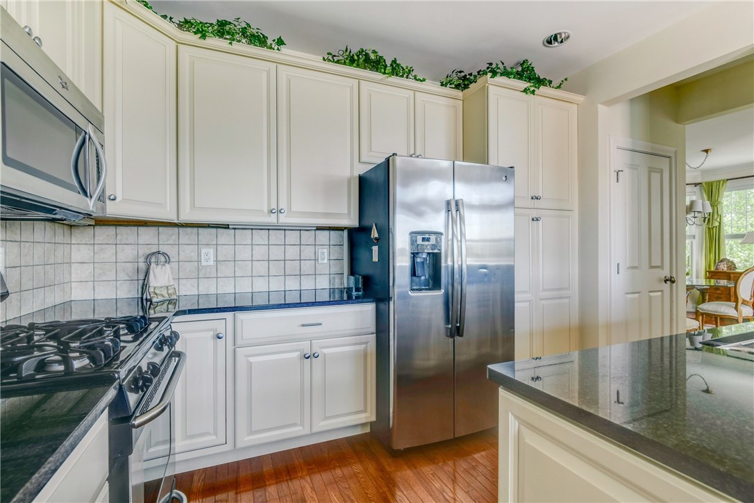 343 Village Road Tiverton, RI 02878 - Photo 13 of 45 Gallery Image 13