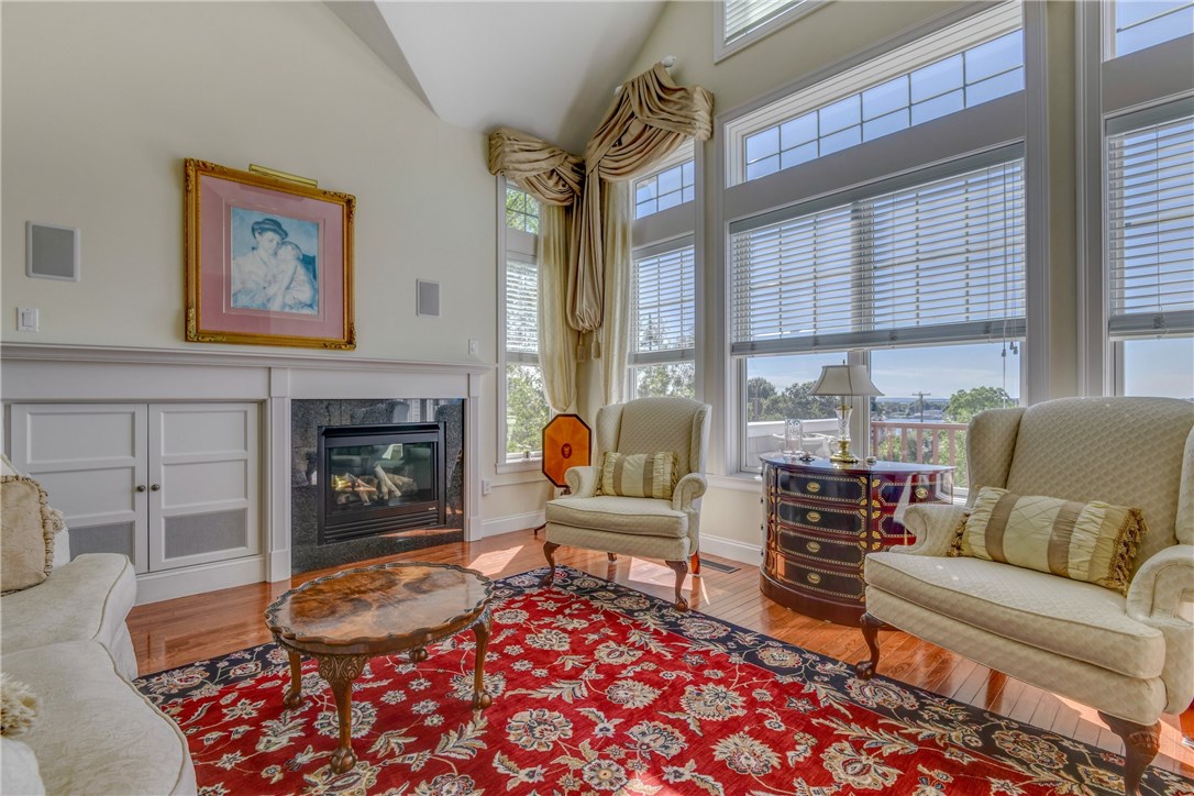 343 Village Road Tiverton, RI 02878 - Photo 5 of 45 Gallery Image 5