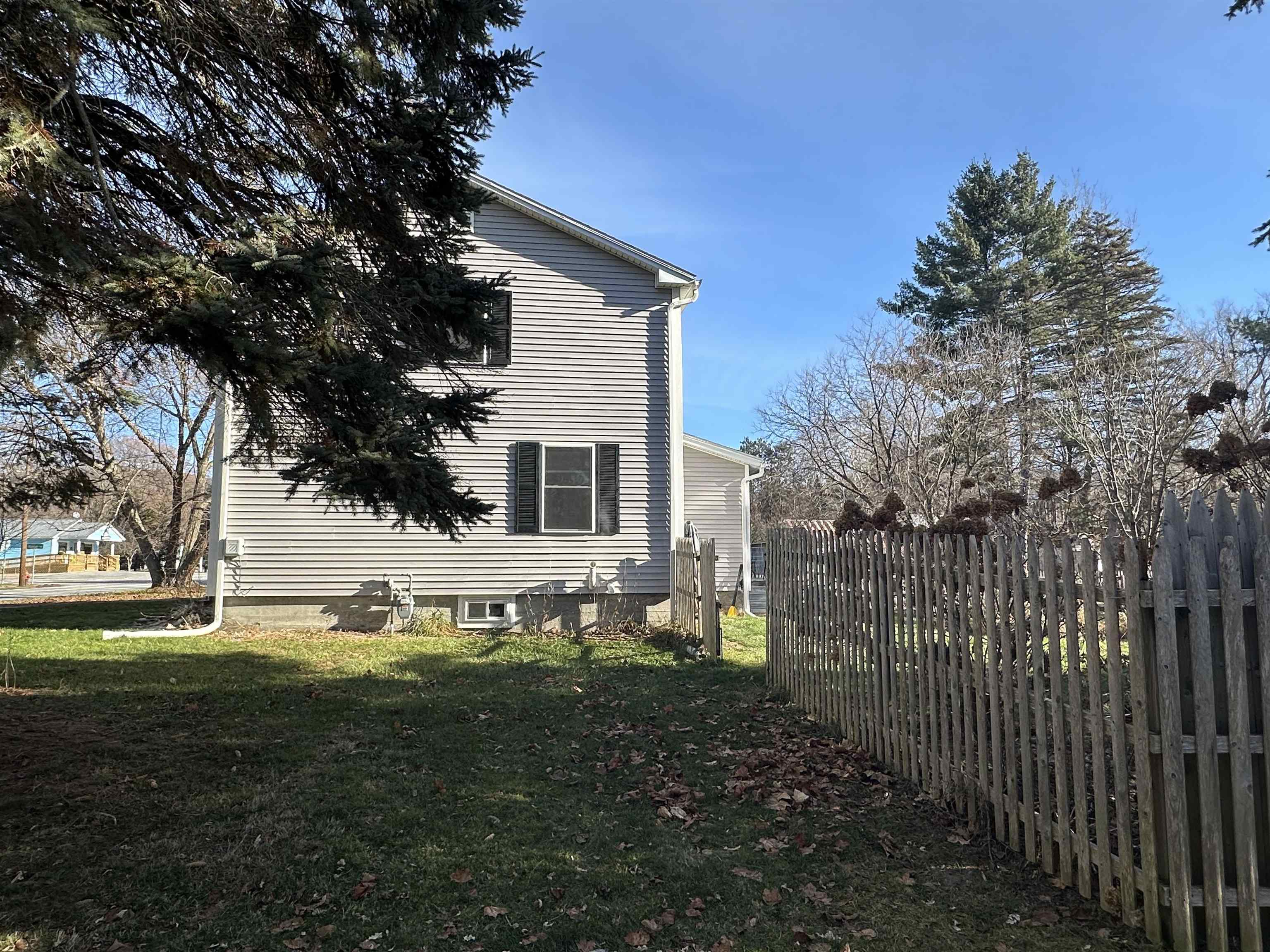 46 Ossie Road Middlebury, VT 05753 - Photo 4 of 36