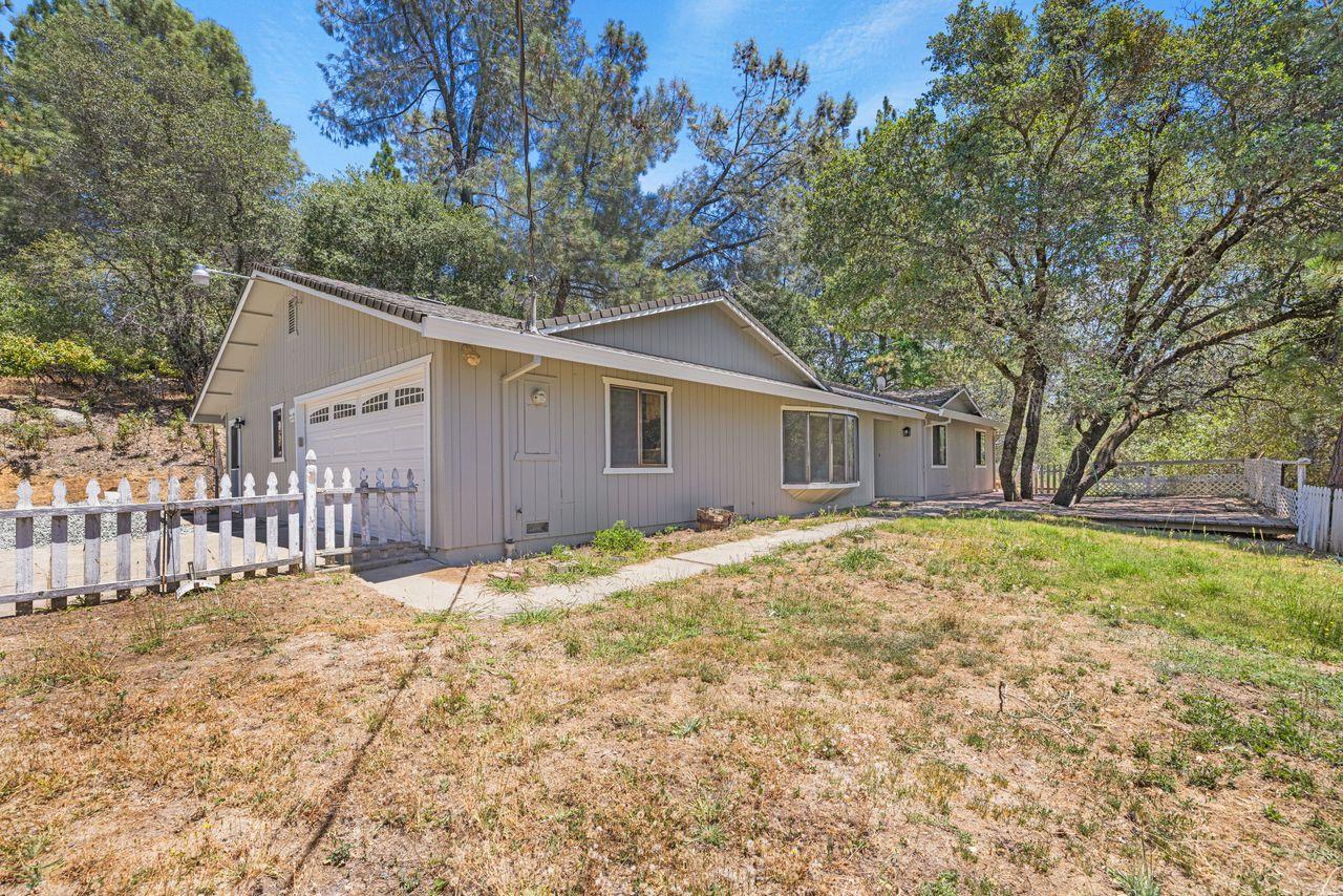 1785 Zia Road Placerville, CA 95667 - Photo 3 of 36