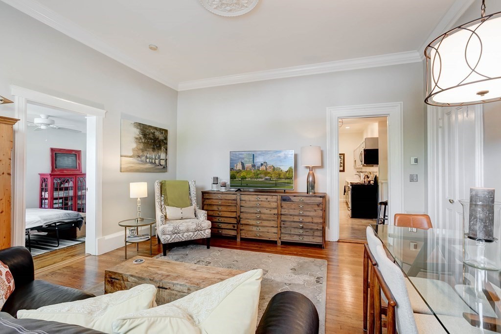 39 Chestnut Street, Unit 1L Stoneham, MA 02180 - Photo 10 of 35 Gallery Image 10
