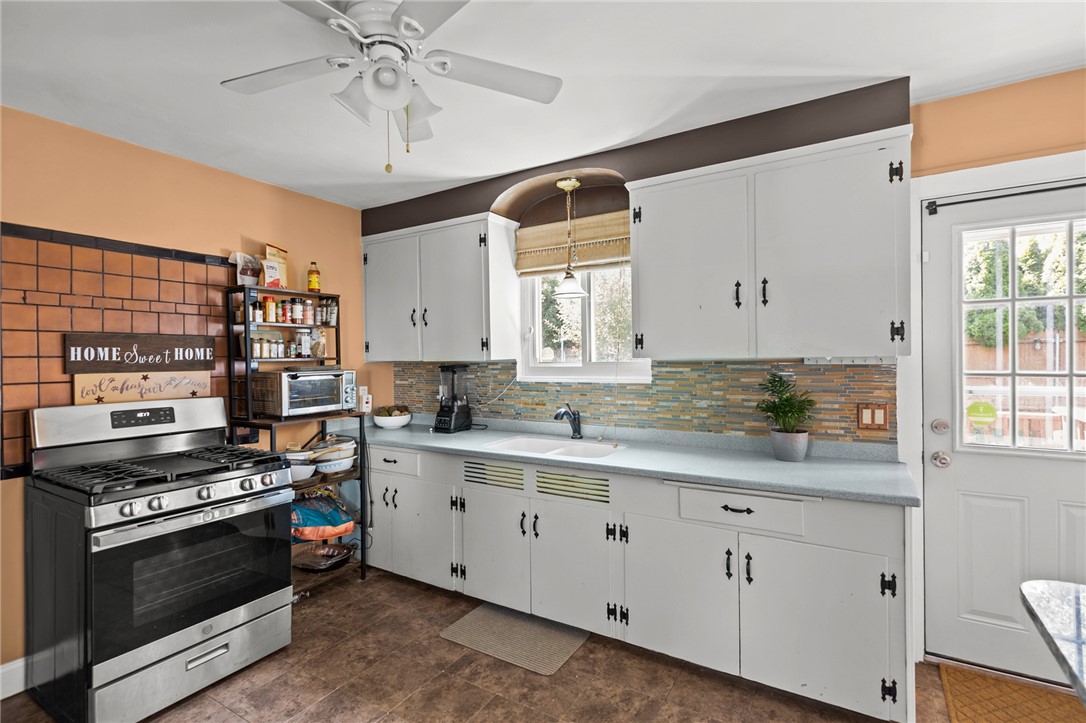 9 Kitchener Road Johnston, RI 02919 - Photo 9 of 20 Gallery Image 9