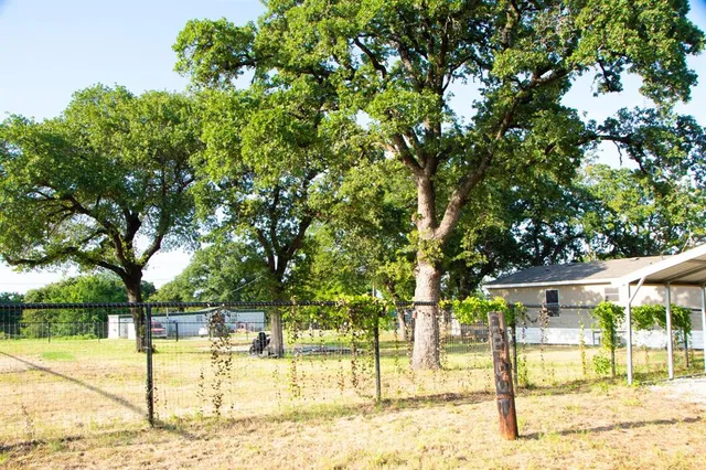 a view of outdoor space yard and porch