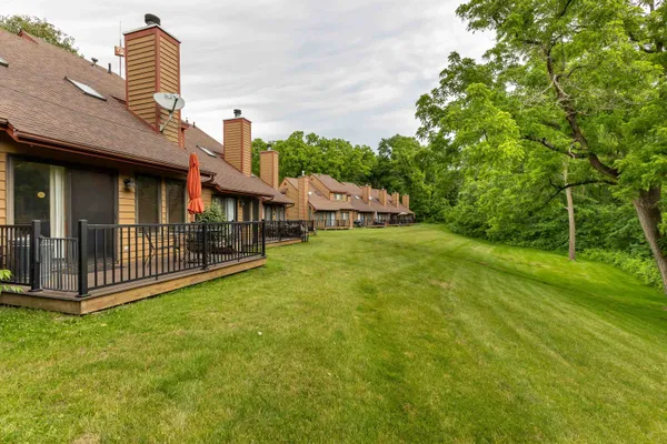 $214,000 | 23 Oak Glen Drive, Galena, IL 61036