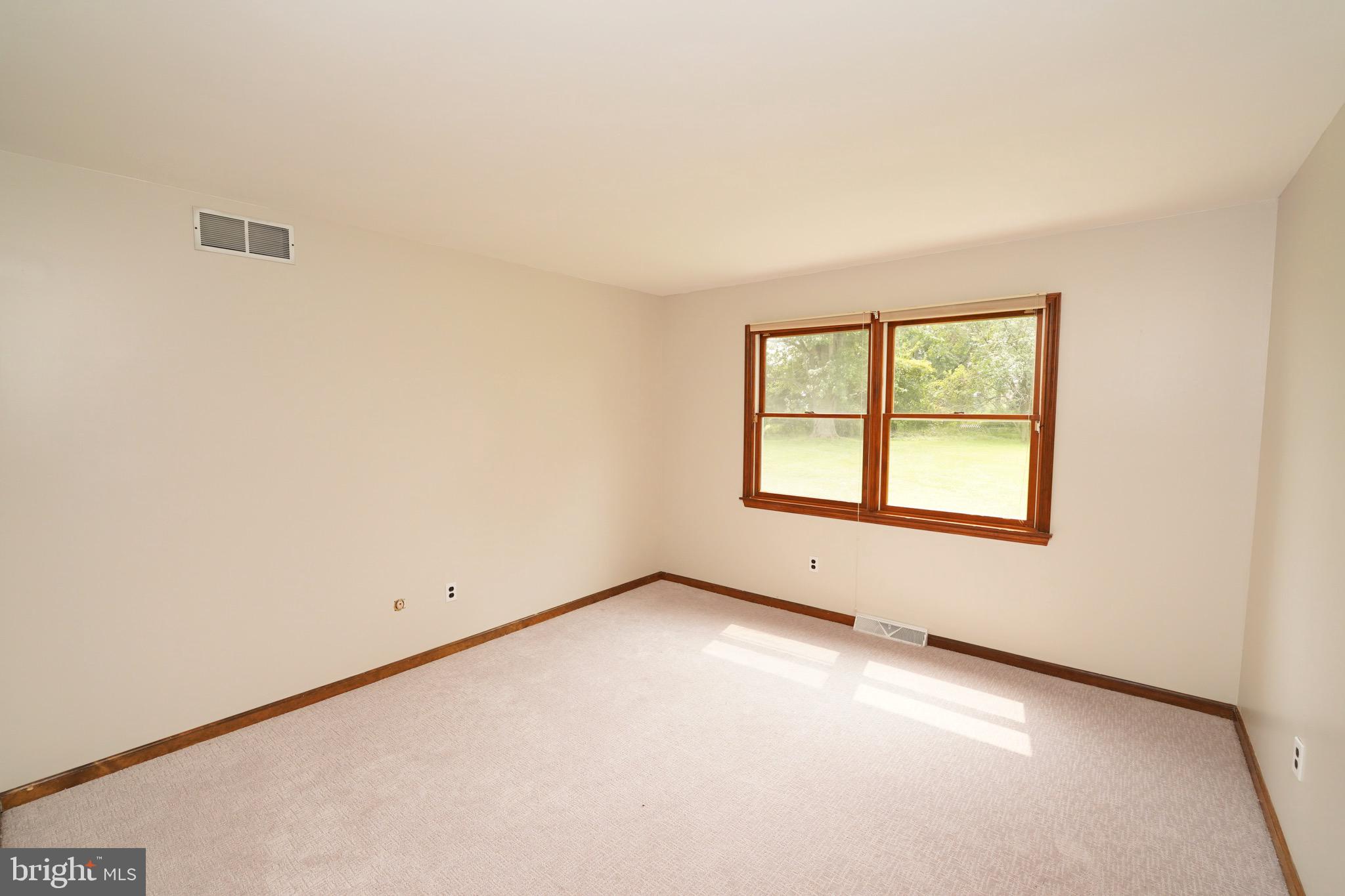 16 Extonville Road Hamilton, NJ 08620 - Photo 35 of 52