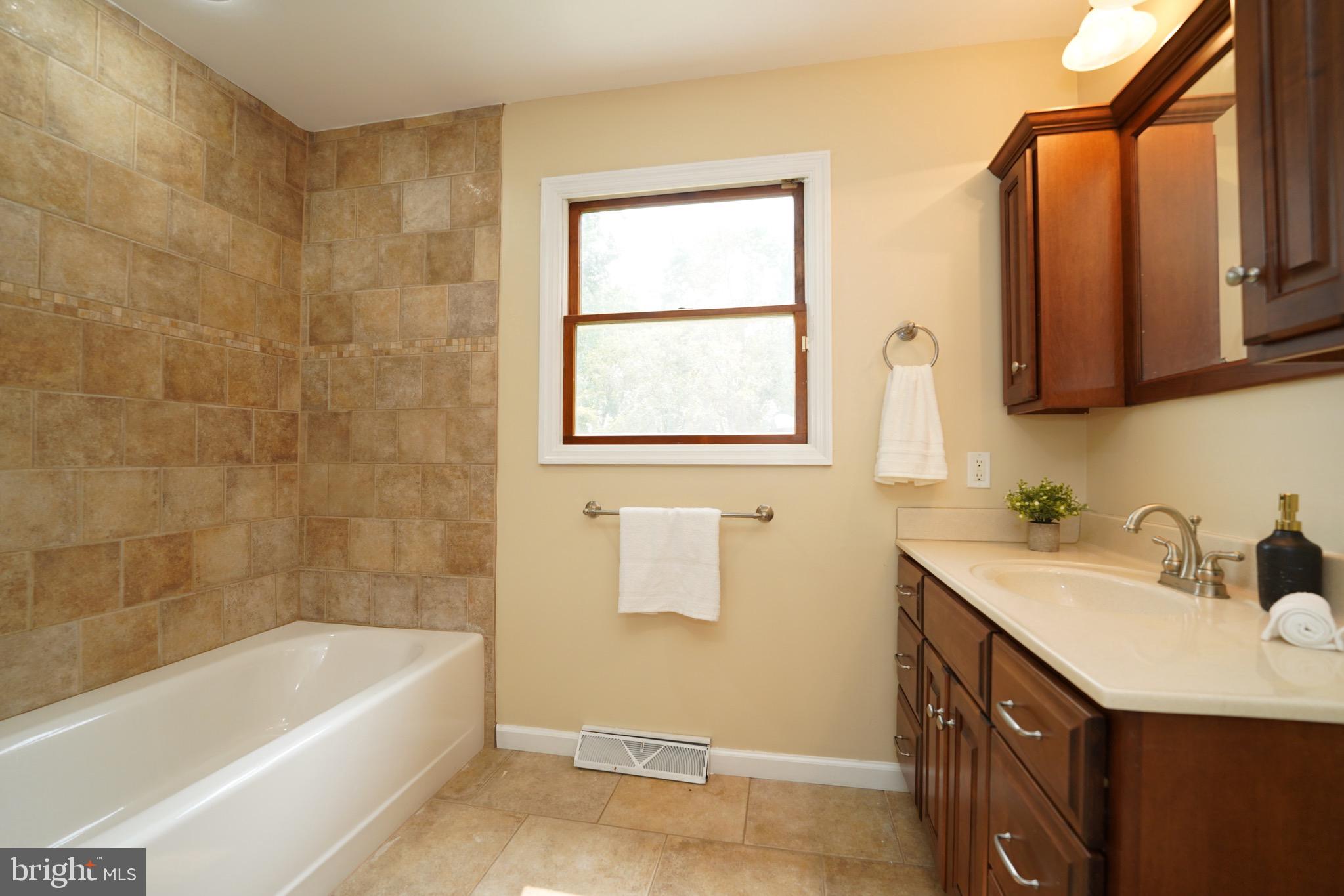16 Extonville Road Hamilton, NJ 08620 - Photo 40 of 52