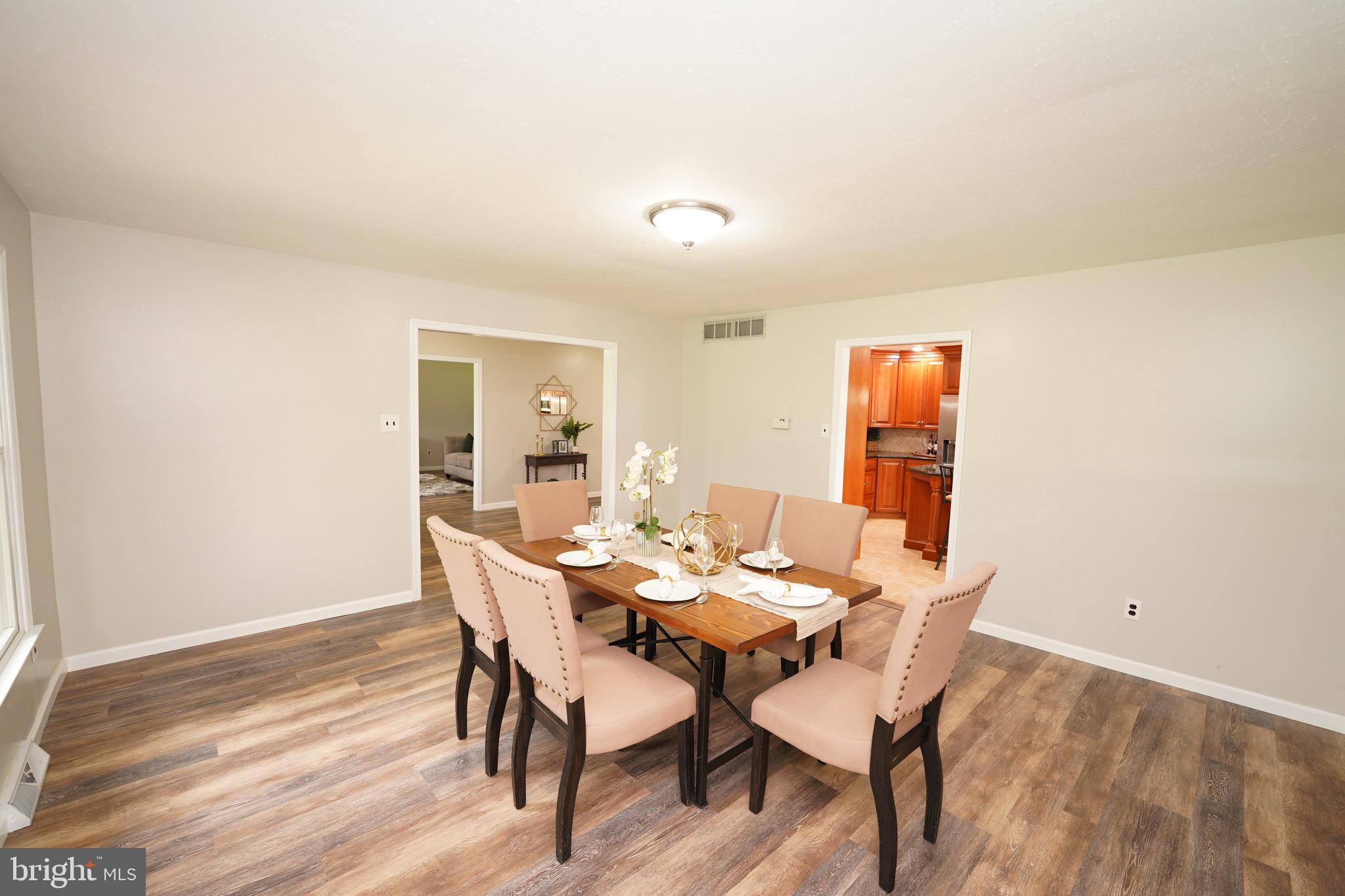 16 Extonville Road Hamilton, NJ 08620 - Photo 10 of 52